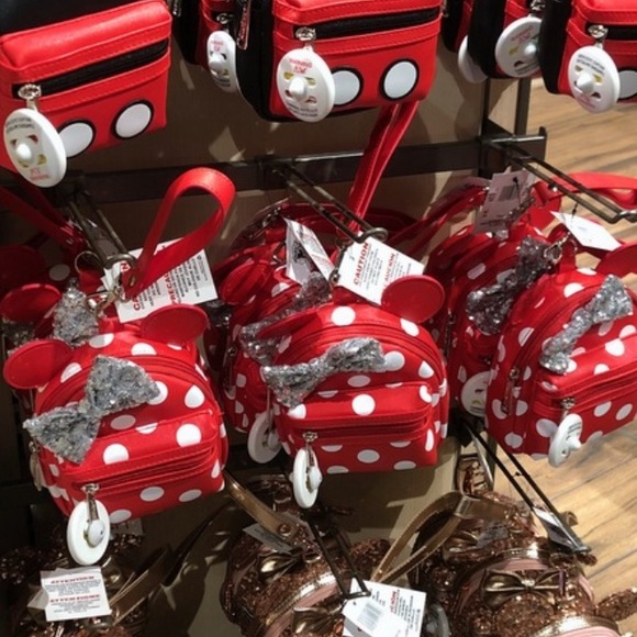 Minnie Mouse Wristlet Pack - Picture 5 of 8